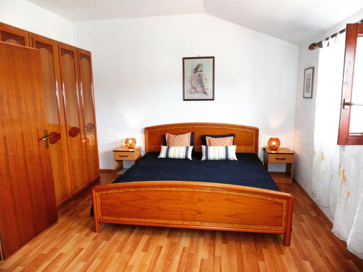 P&D Apartments Fažana Esterno foto