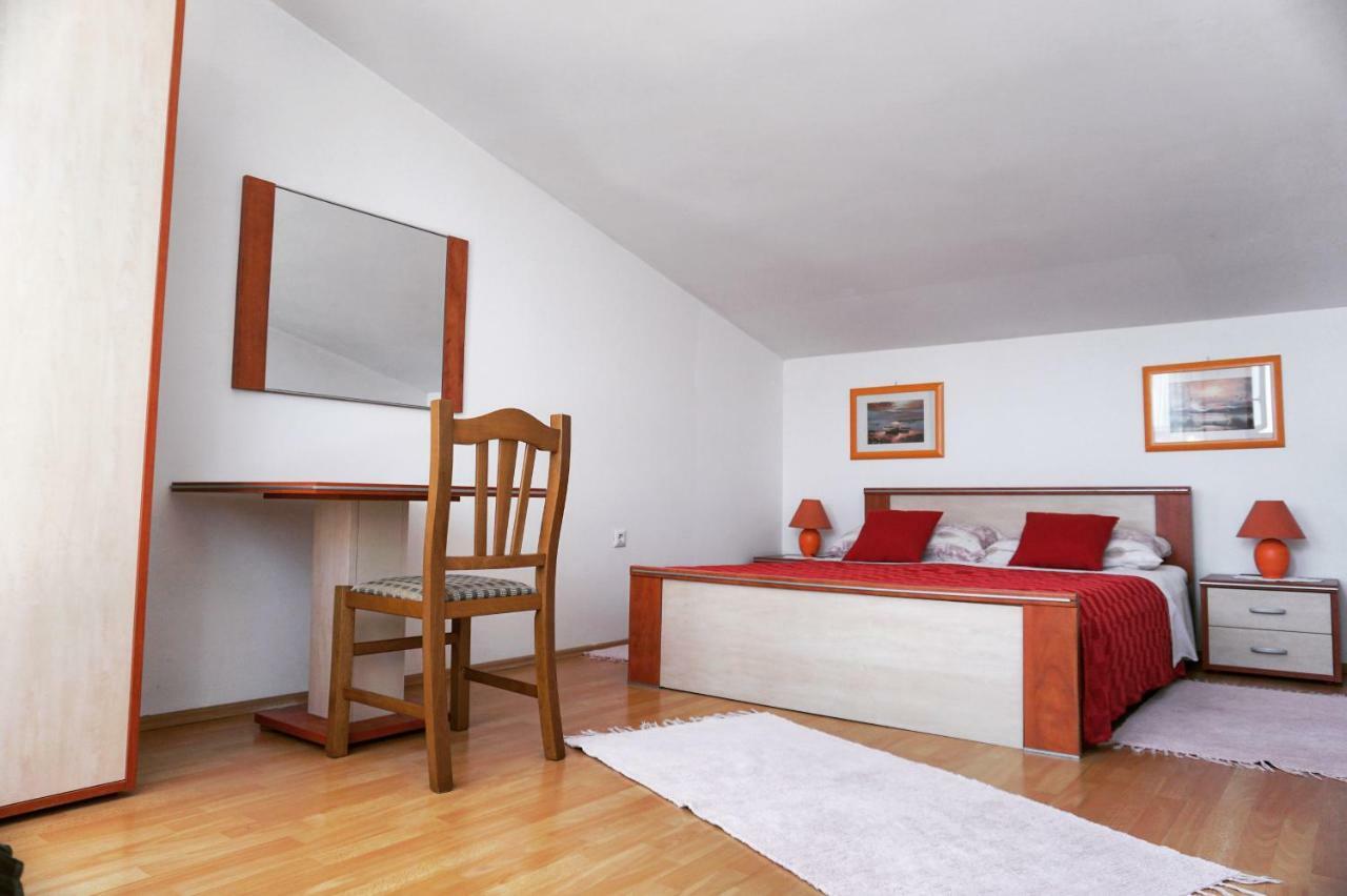 P&D Apartments Fažana Esterno foto